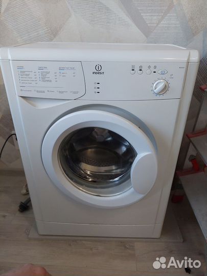 Стиральная машина бу indesit