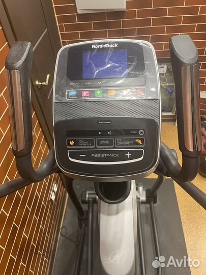 Эллиптический кросс-тренажер NordicTrack E7.2 с