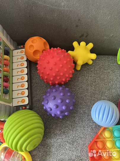 Развивающие игрушки пакетом