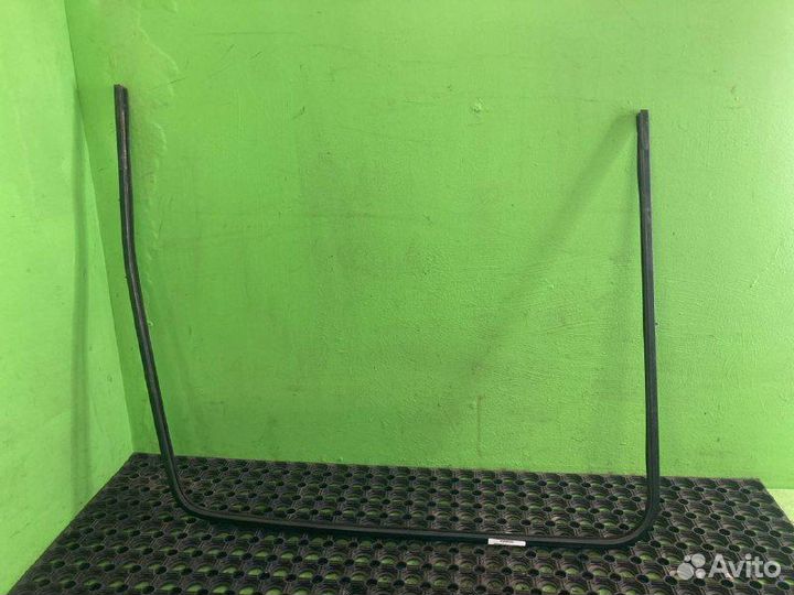 Направляющая стекла mercedes-benz actros MP II