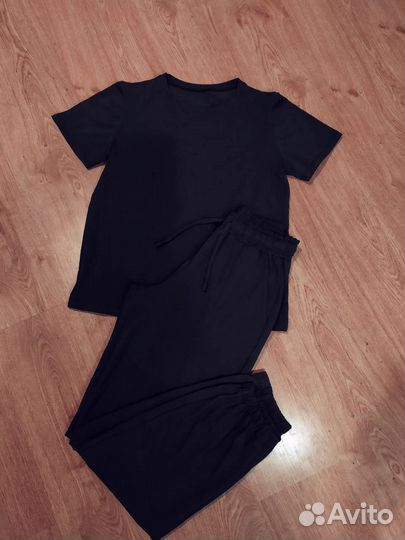 Костюм новый