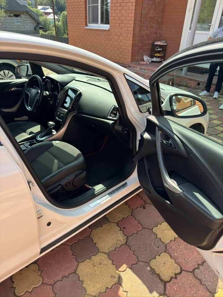 Opel Astra: фото владельца