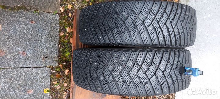 Goodyear UltraGrip Ice Arctic SUV 215/60 R17 100T