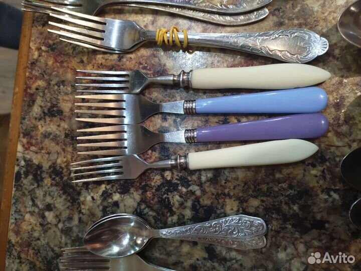 Столовые приборы