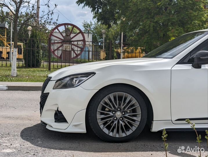 Toyota Crown 2.5 CVT, 2015, 150 000 км