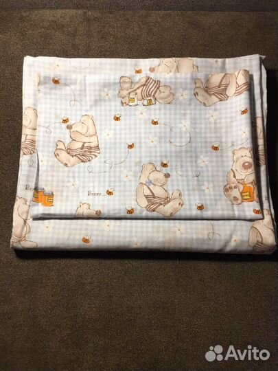 Комплект в детскую кроватку,ясельный