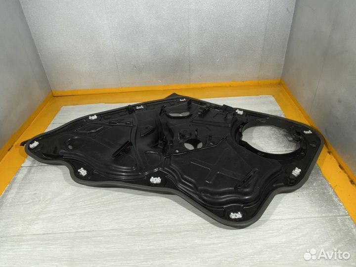 Корпус стеклоподьемника задний левый VW passat cc