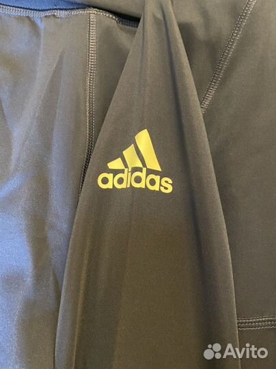 Спортивный костюм adidas