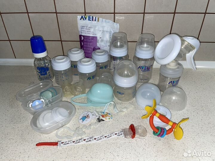 Набор бутылочек Avent + молокоотсос