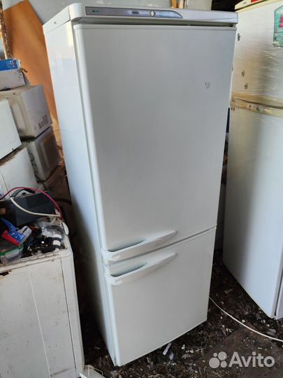 Холодильник Stinol