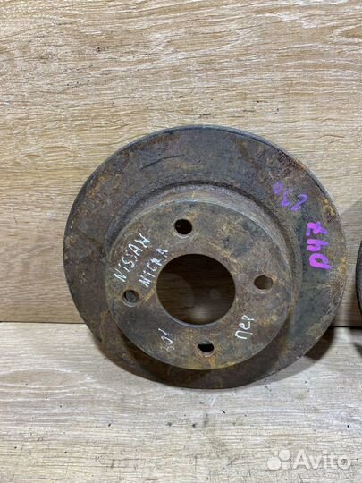 Комплект тормозных дисков Nissan Micra K11 D47