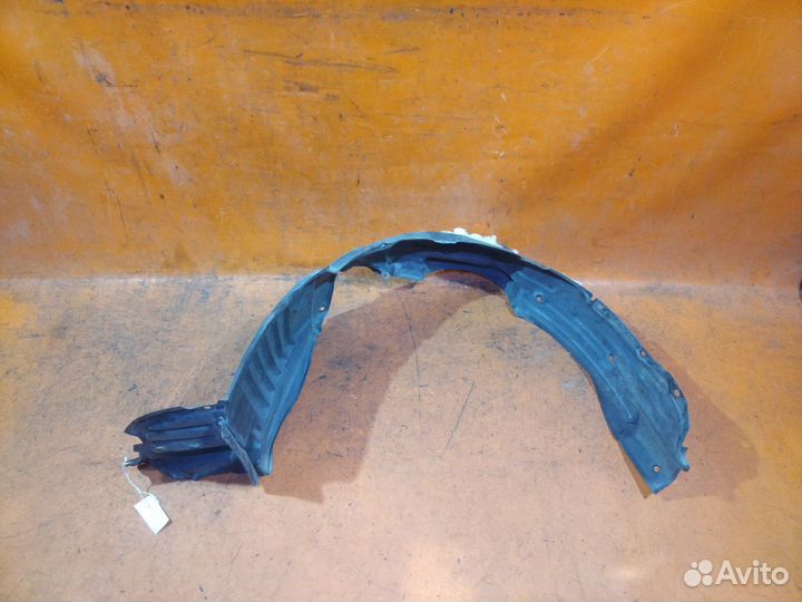 Подкрылок Toyota Estima ACR50W передний левый