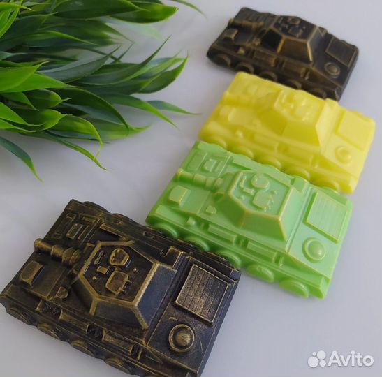 Формы пластиковые и силиконовые для мыла