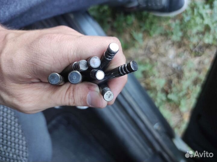 Комплект клапанов выпускных 2112