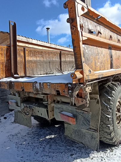 Самосвал Урал 5557, 1990