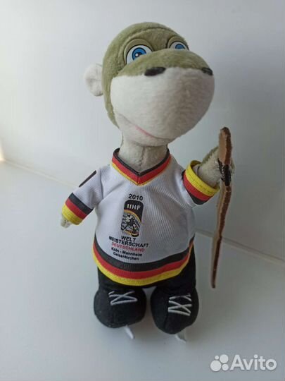 Дино Урмел. Талисман чм по хоккею 2010