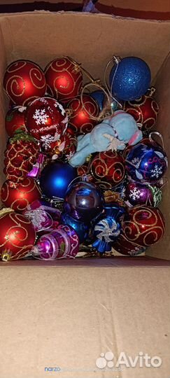Разные ёлочные игрушки