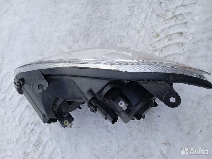 Фара на Чери Тиго