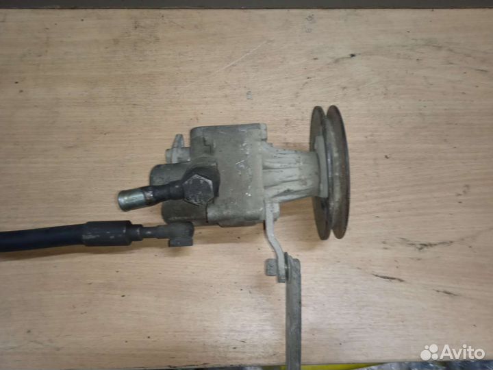 Насос гур bmw 5 E28 бмв 5 E28