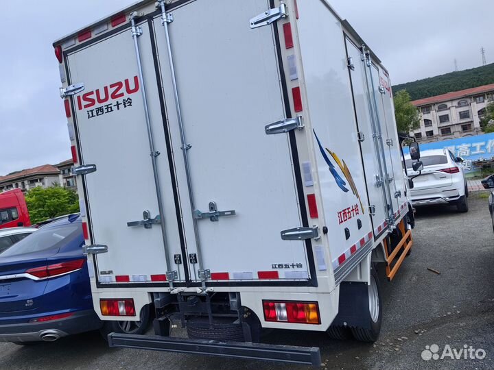 Isuzu Elf, 2023