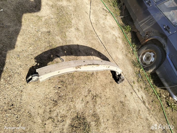 Усилитель переднего бампера audi a6