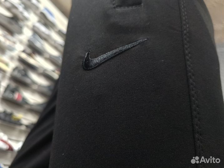 Спортивные штаны nike