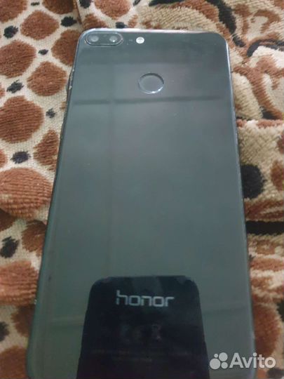 Телефон honor9 lite