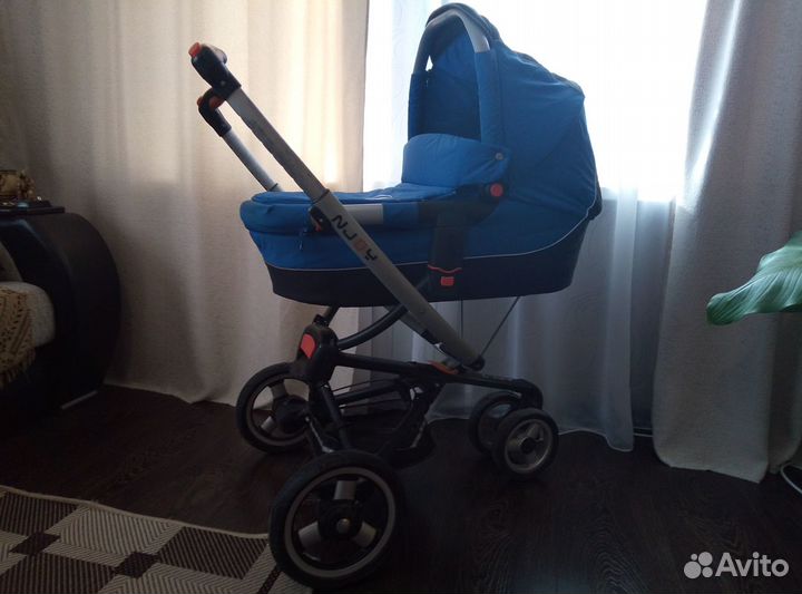 Детская коляска