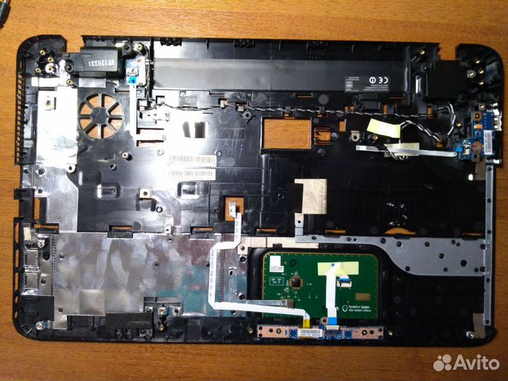 Разборка ноутбука Toshiba C850 L850 черный и белый