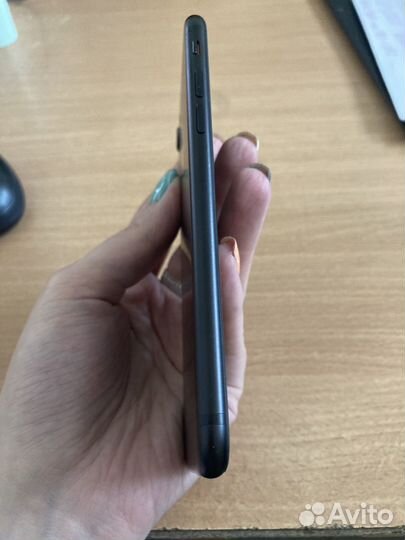 Телефон iPhone 7 128gb