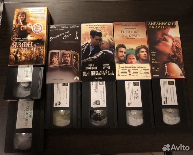 Видеокассеты с фильмами