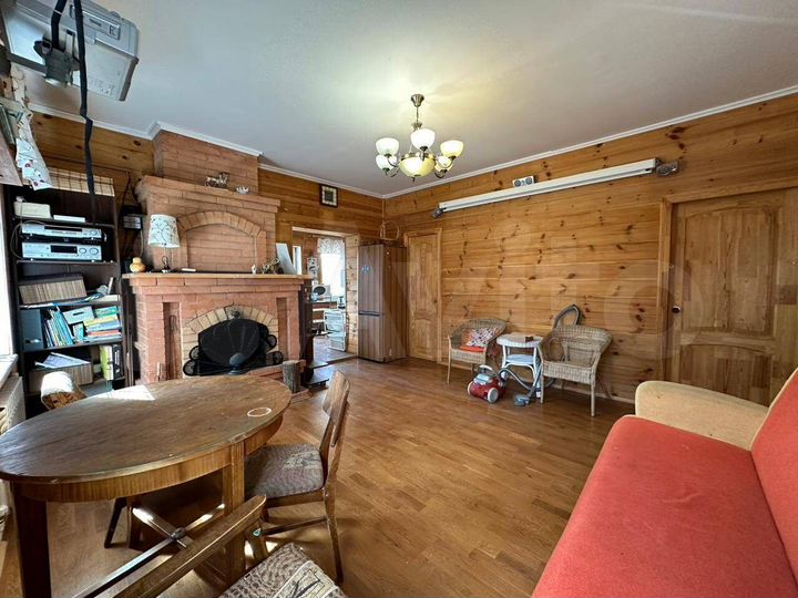 Дом 140 м² на участке 20,3 сот.