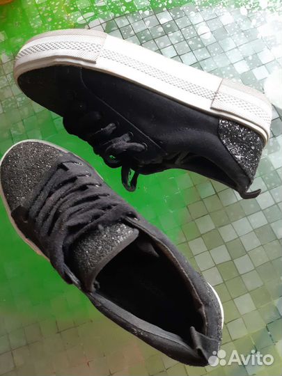 Кроссовки женские 37 размер черные