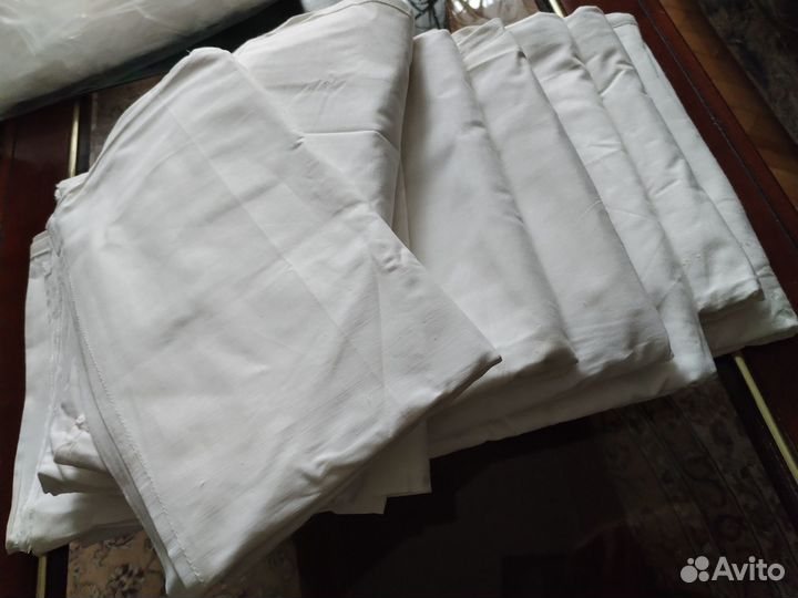 Постельное белье новое (наволочки и простыни)