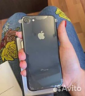 iPhone 8, 128 ГБ