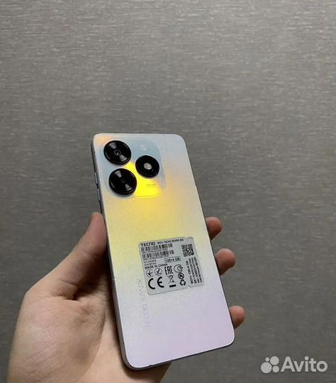 TECNO Spark 20, 8/128 ГБ