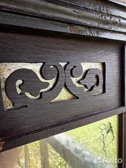 Резное старинное зеркало