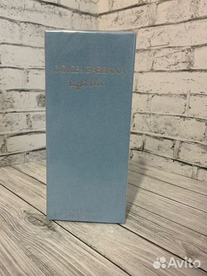 Женская туалетная вода dolce & gabbana light blue