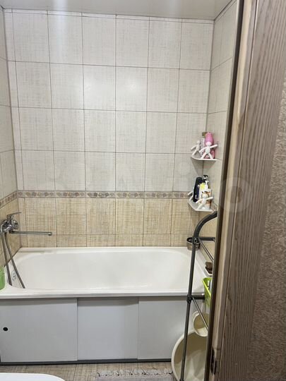 3-к. квартира, 56 м², 2/4 эт.