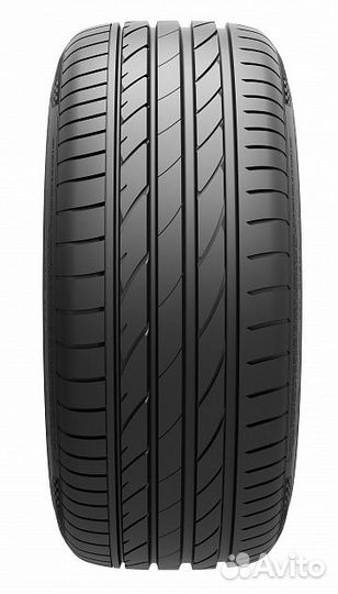 Maxxis Victra Sport SUV VS5 235/55 R18 100V