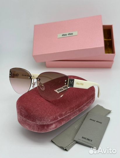 Солнцезащитные очки miu miu