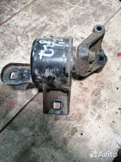 Подушка двигателя Chevrolet Aveo T250 1.2