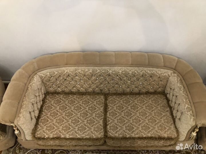 Диван с креслами