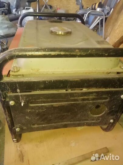 Генератор бензиновый бу