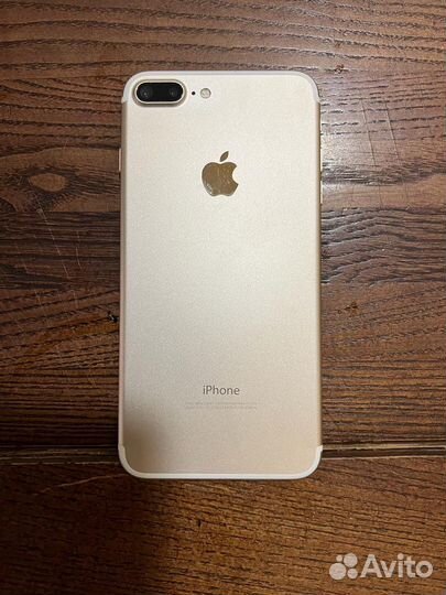 Телефон iPhone 7 plus