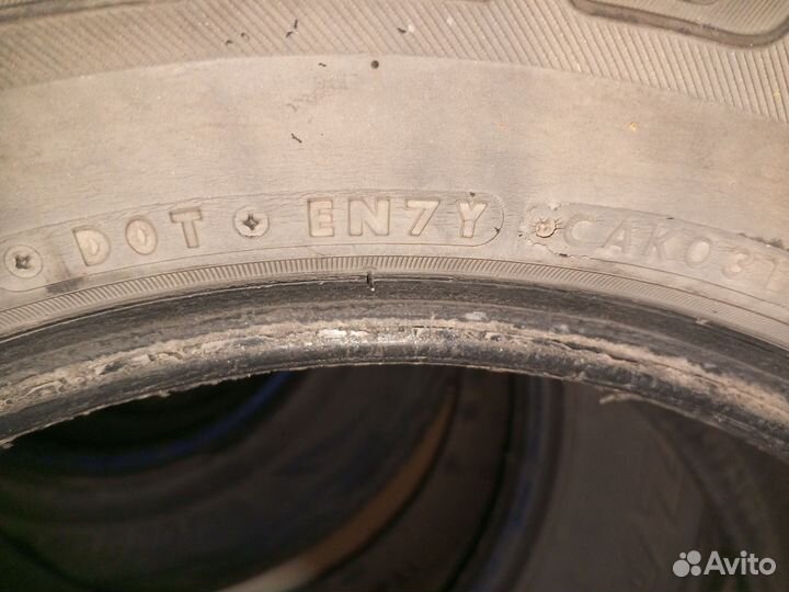 Bridgestone Blizzak DM-V1 265/65 R17