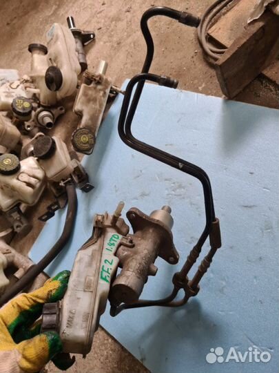 Главный тормозной цилиндр Ford Focus 2 kkda 2008