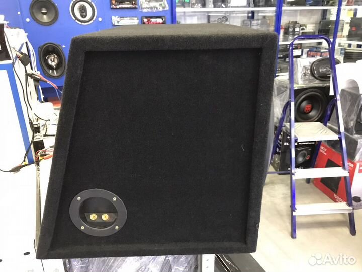 Сабвуфер aura storm-15