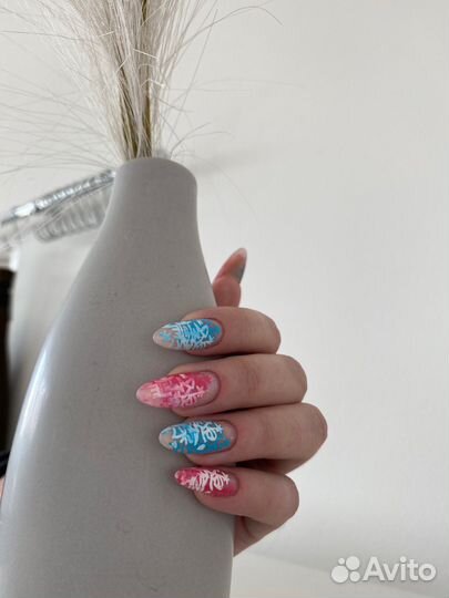 Мастер маникюра