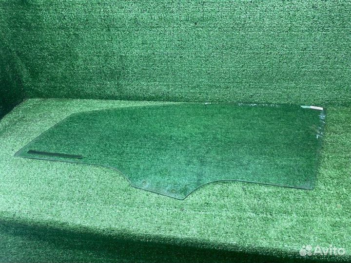 Стекло двери переднее левое Mazda Сх7